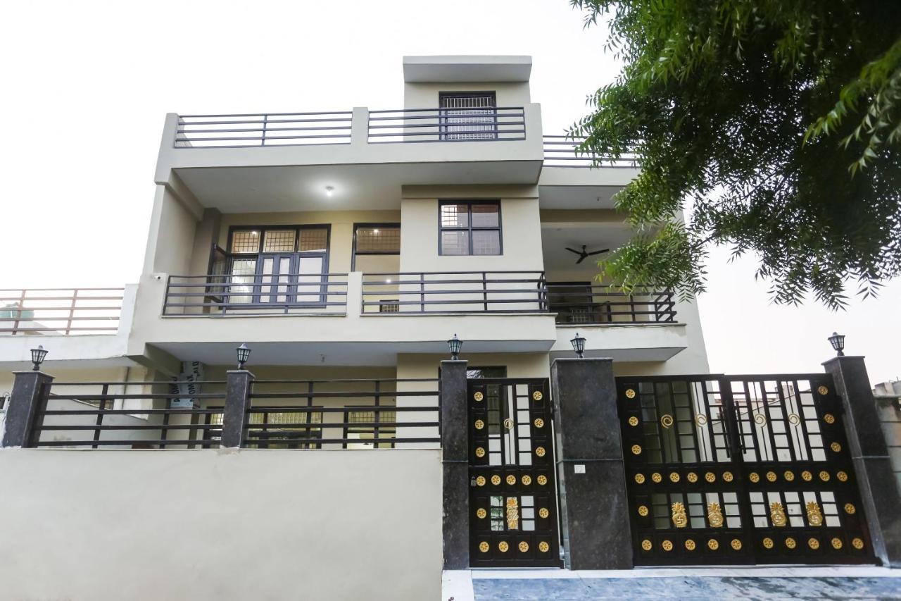 Oyo Hotel New Geetanjali Near Gautam Buddha Park Lakhnau Kültér fotó